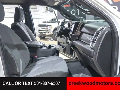 Used 2024 RAM 2500 Big Horn AWD/4WD image 9