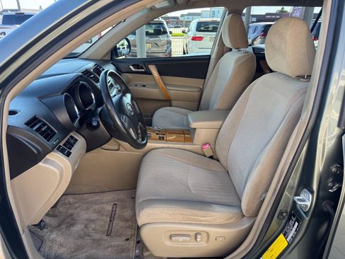 Used 2008 Toyota Highlander 4WD Hybrid w/ Popular Plus Pkg image 10