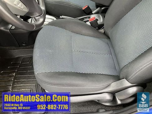 Used 2014 Nissan Versa Note SV image 10