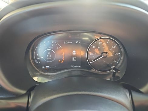 Used 2022 Nissan Kicks SV FWD image 14