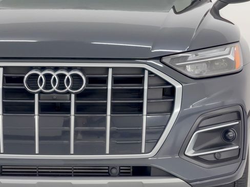 Used 2023 Audi Q5 2.0T Premium Plus w/ Premium Plus Package AWD/4WD image 12