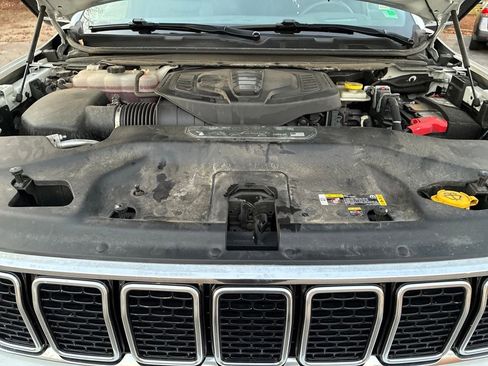 Used 2024 Jeep Wagoneer Series III image 22