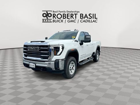 Used 2024 GMC Sierra 2500 SLE AWD/4WD image 4