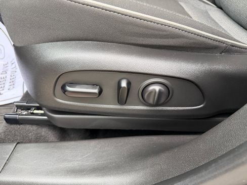 Certified 2021 Chevrolet TrailBlazer LT w/ Convenience Package image 26