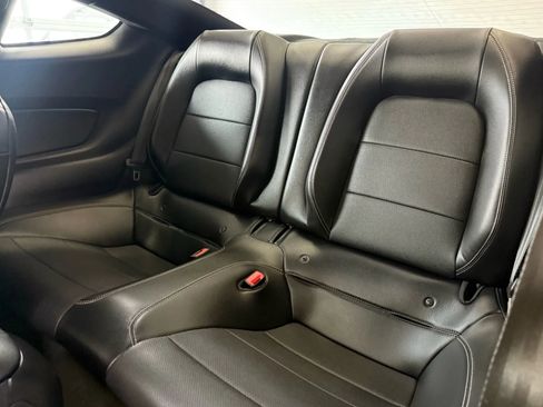 Used 2018 Ford Mustang GT Premium image 25