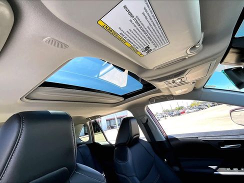 Used 2025 Toyota RAV4 XLE Premium image 14