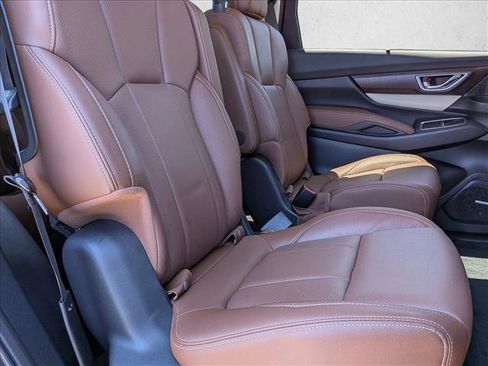 Used 2022 Subaru Ascent Touring AWD/4WD image 23