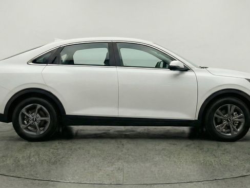 Used 2025 Kia K4 LXS image 11