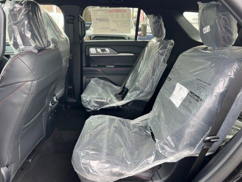 New 2026 Ford Explorer ST image 32
