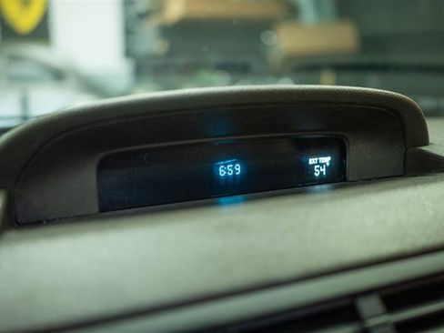 Used 2011 Ford Focus SE image 17