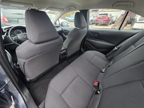 Used 2022 Toyota Corolla LE image 12