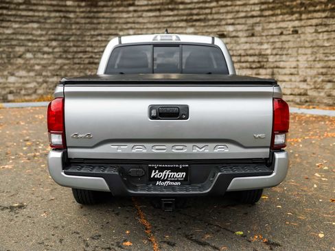 Certified 2023 Toyota Tacoma SR image 9