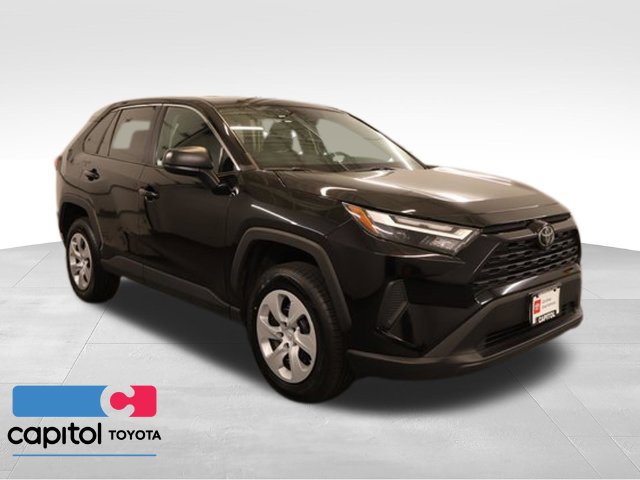Certified 2025 Toyota RAV4 LE AWD/4WD image 1