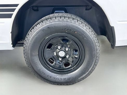 Used 2020 RAM 1500 Tradesman w/ Popular Equipment Group RWD image 33