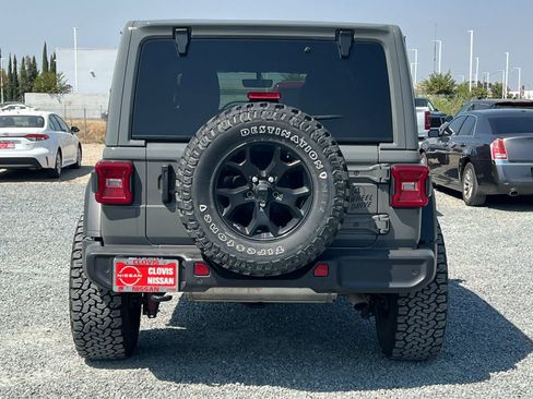 Used 2021 Jeep Wrangler Unlimited Sport AWD/4WD image 8