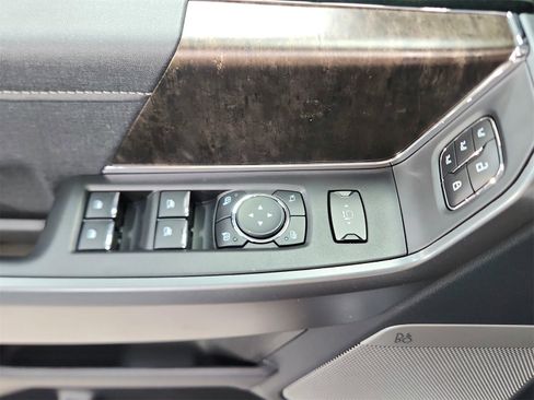 New 2026 Ford F250 Lariat w/ Chrome Package image 35