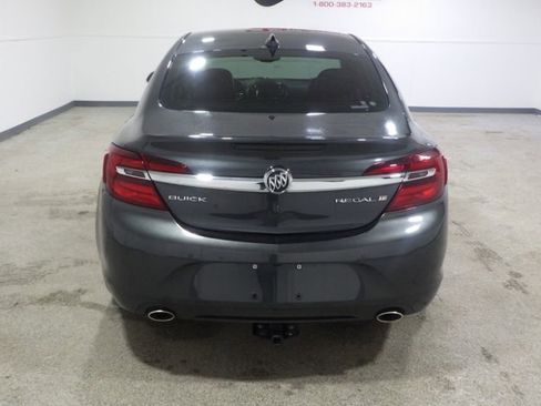Used 2017 Buick Regal Premium w/ Driver Confidence Package #2 image 3