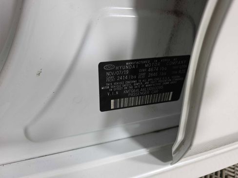 Used 2020 Genesis G70 2.0T image 24