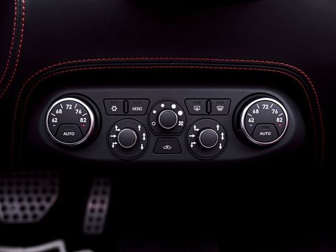 Used 2014 Ferrari 458 Spider RWD image 86