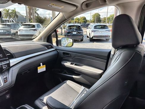 New 2026 Honda Odyssey EX-L image 11