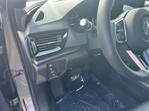 New 2025 Acura RDX SH-AWD image 26