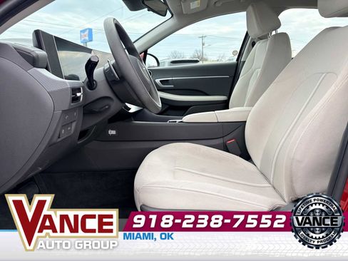 Used 2025 Hyundai Sonata SEL image 9