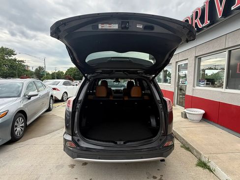 Used 2016 Toyota RAV4 SE w/ Advanced Technology Package AWD/4WD image 21