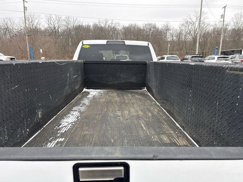 Used 2019 RAM 3500 Tradesman w/ Chrome Appearance Group image 27