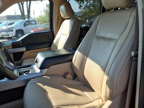 Used 2016 Ford F150 Lariat w/ Equipment Group 502A Luxury AWD/4WD image 23
