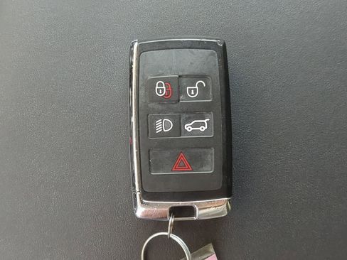 Used 2023 Land Rover Range Rover Sport SE Dynamic image 37