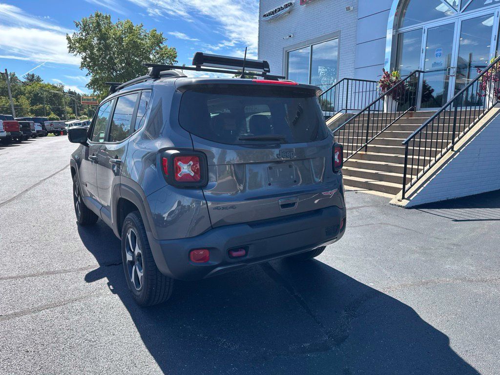 Used 2021 Jeep Renegade Trailhawk w/ Sun & Sound Group AWD/4WD image 2