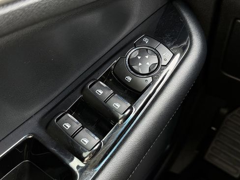 Used 2019 Ford Edge SEL w/ Equipment Group 201A image 21