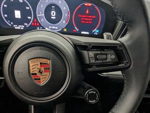 Used 2025 Porsche Cayenne AWD/4WD image 38