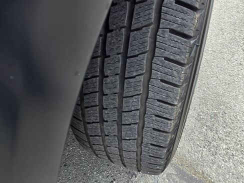 Used 2024 RAM 1500 Warlock RWD image 25