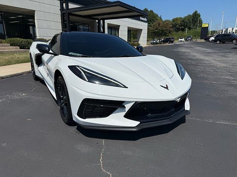 Used 2023 Chevrolet Corvette Convertible w/ 3LT w/ Z51 Performance Package RWD image 6