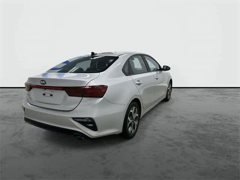 Used 2020 Kia Forte LXS image 3