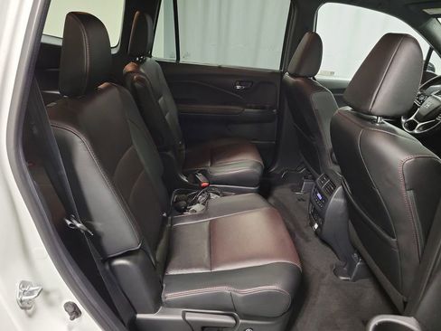Used 2021 Honda Pilot Black Edition image 27