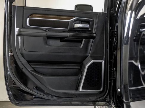 Used 2023 RAM 3500 Laramie AWD/4WD image 35