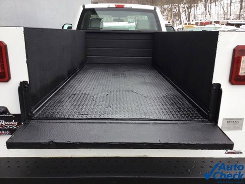 Used 2020 Ford F350 XL w/ Power Equipment Group image 12