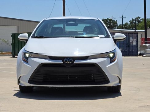 Certified 2023 Toyota Corolla LE FWD image 8