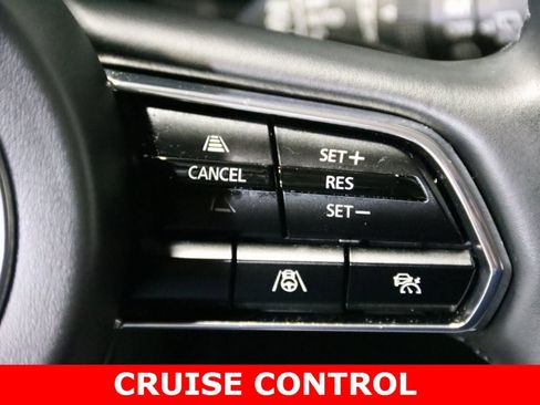 Used 2025 MAZDA CX-70 Plug-In Hybrid w/ Premium Pkg image 16