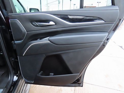 Used 2023 Cadillac Escalade Sport image 14