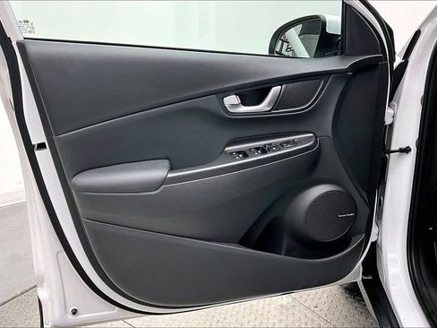 Certified 2023 Hyundai Kona Limited w/ Cargo Package image 18