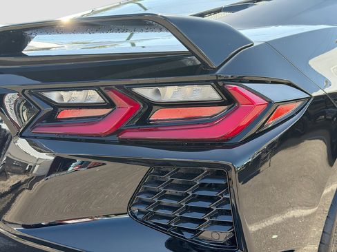 Used 2023 Chevrolet Corvette Stingray Preferred Cpe w/ Z51 Performance Package image 10