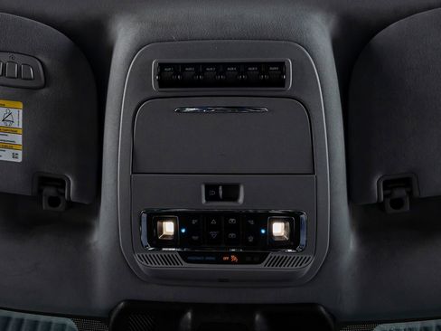 Used 2024 Ford F450 Limited image 28