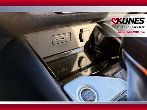 Used 2024 Nissan Altima 2.5 SV FWD image 19