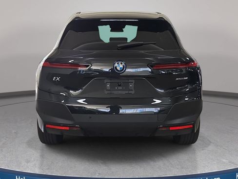 Used 2024 BMW iX xDrive50 AWD/4WD image 8