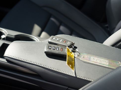 Used 2022 Lexus IS 350 F Sport image 27