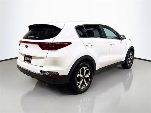 Used 2021 Kia Sportage LX image 7