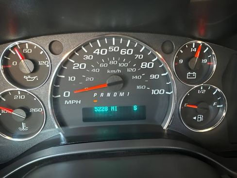 Used 2025 Chevrolet Express 3500 LS RWD image 20